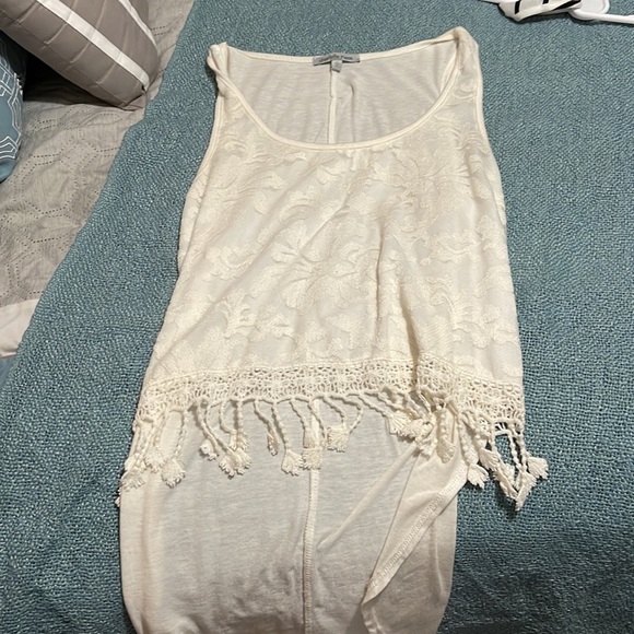 White- tank - Picture 2 of 2